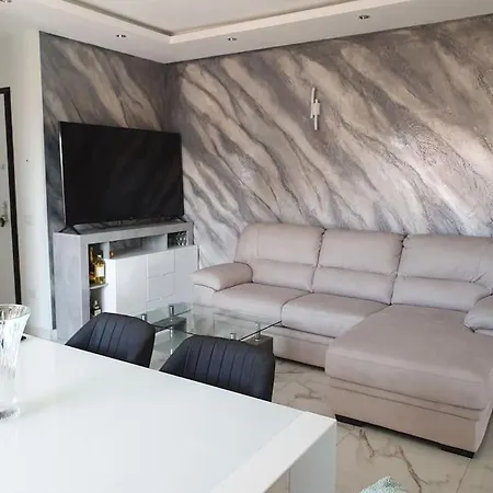 Apartment Moderno